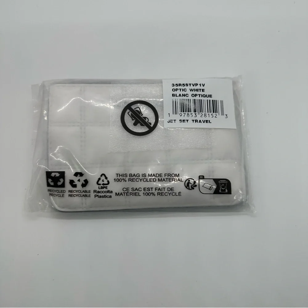 NWT Michael Kors | White Puffer Quilted Vegan Leather Card Holder Keychain $228